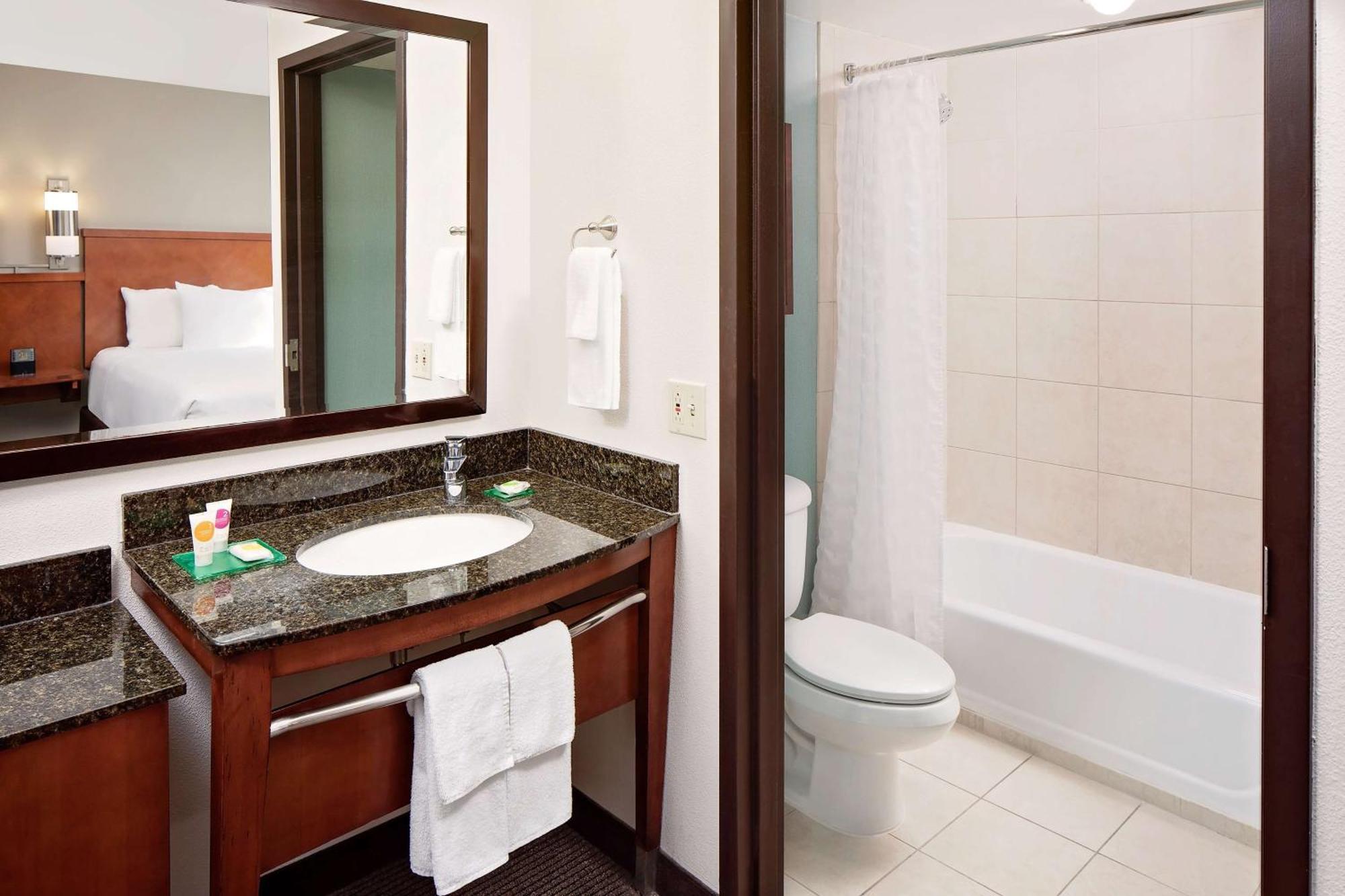 Hyatt Place Ontario/Rancho Cucamonga Εξωτερικό φωτογραφία