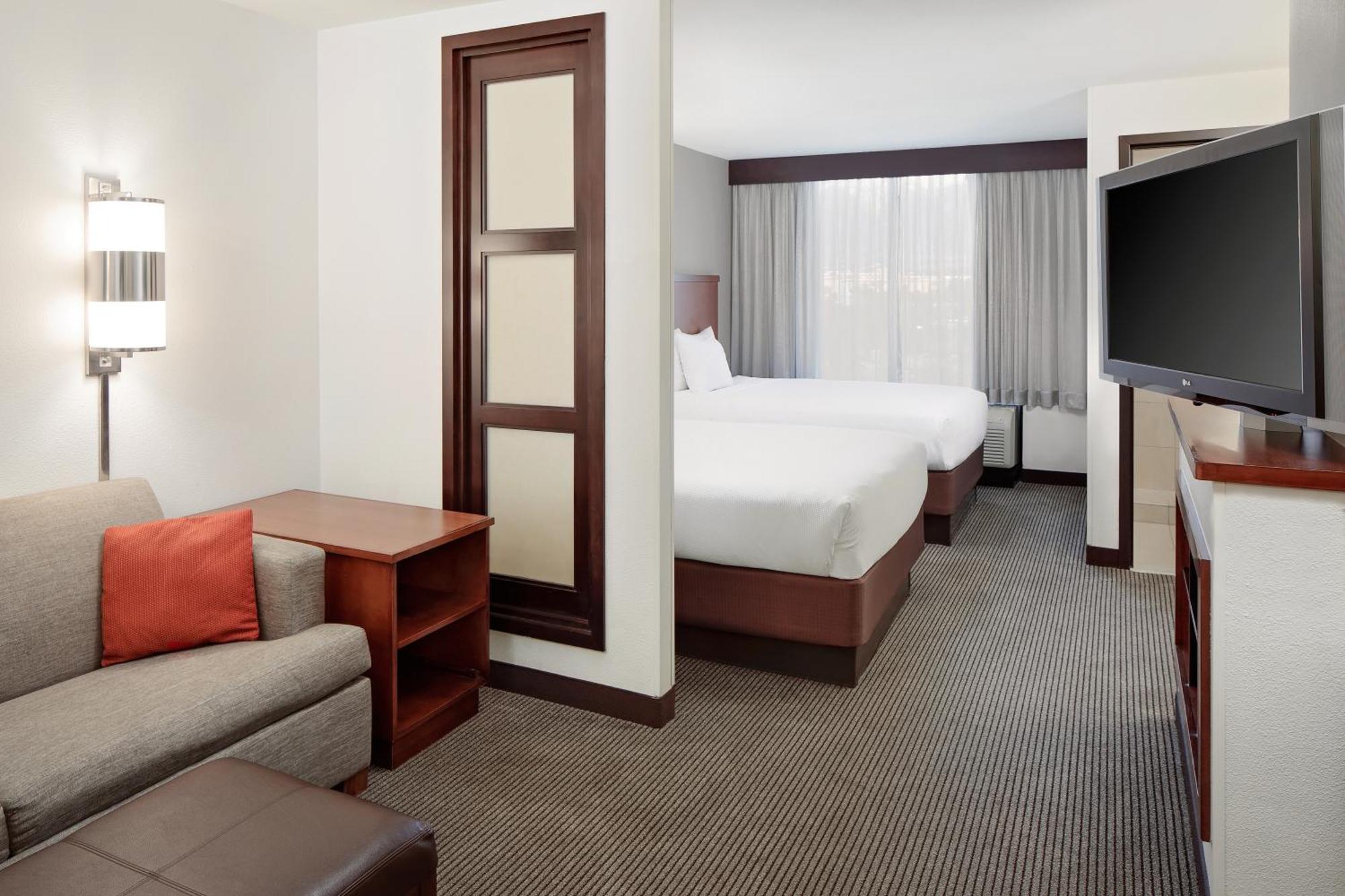 Hyatt Place Ontario/Rancho Cucamonga Δωμάτιο φωτογραφία