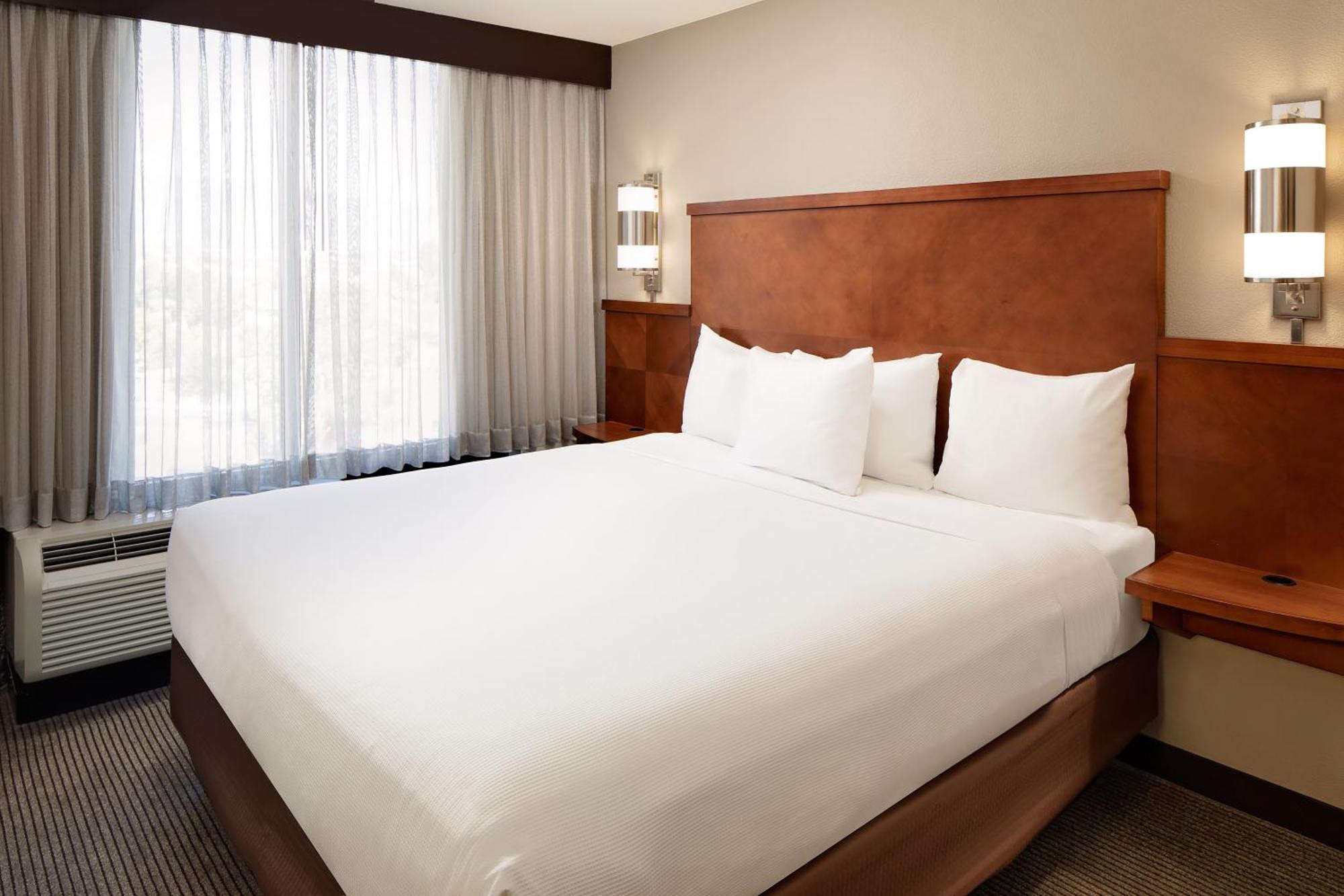 Hyatt Place Ontario/Rancho Cucamonga Δωμάτιο φωτογραφία